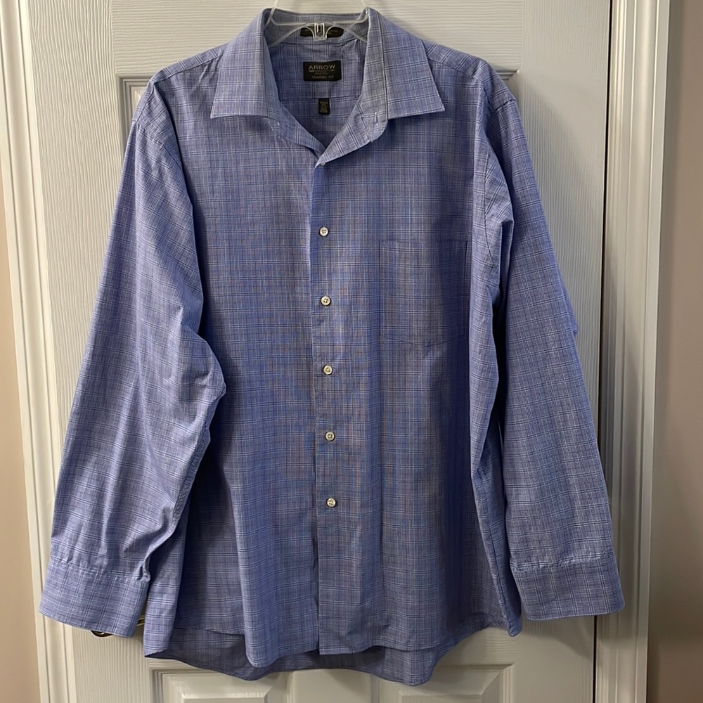 Men’s dress shirt